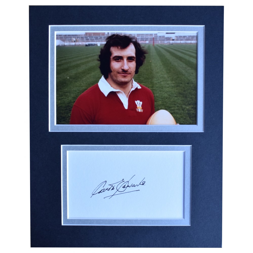 Gareth Edwards Signed Autograph 10x8 Photo Display Wales Rugby Union 